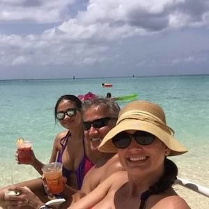 Meet your Posher, Stephanie